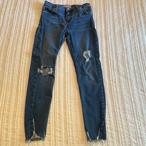Free People High Rise 26 Distressed Blue Jeans skinny denim stretch destroyed